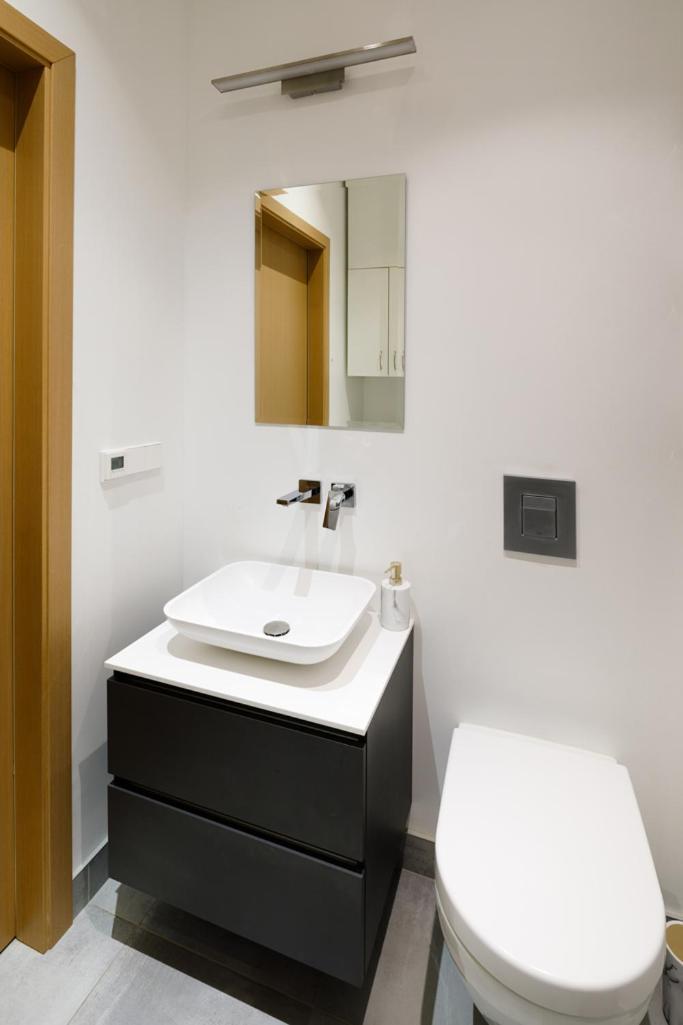 Kalnina Street Studio Apartment Riga Exterior foto